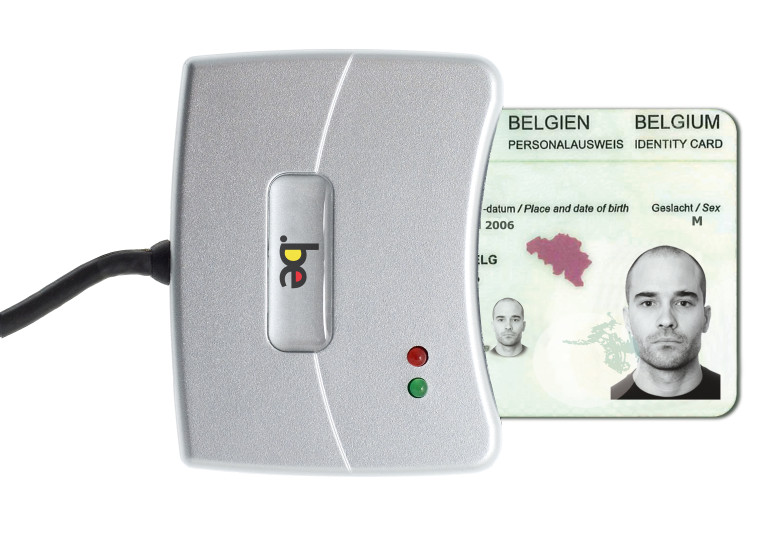 Bovenstaande chrysant overhemd eIDkaartlezer.be: VASCO DIGIPASS 905 Externe SmartCard Reader for eID -  zonder staander